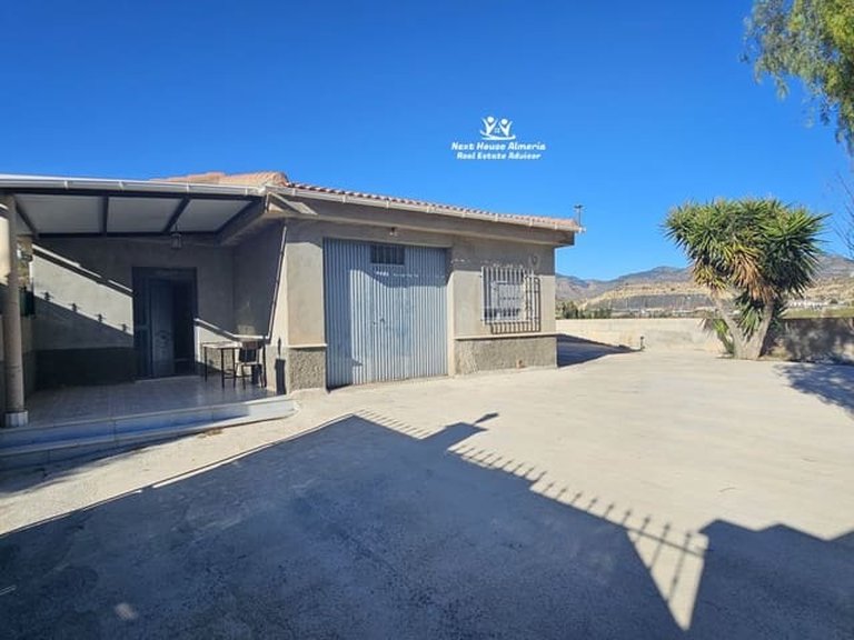 Country House for Sale in Fines, Almeria 2