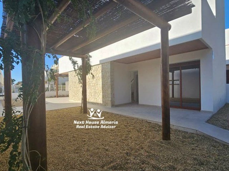 Villa for Sale in El Pozo Del Esparto, Almeria 5