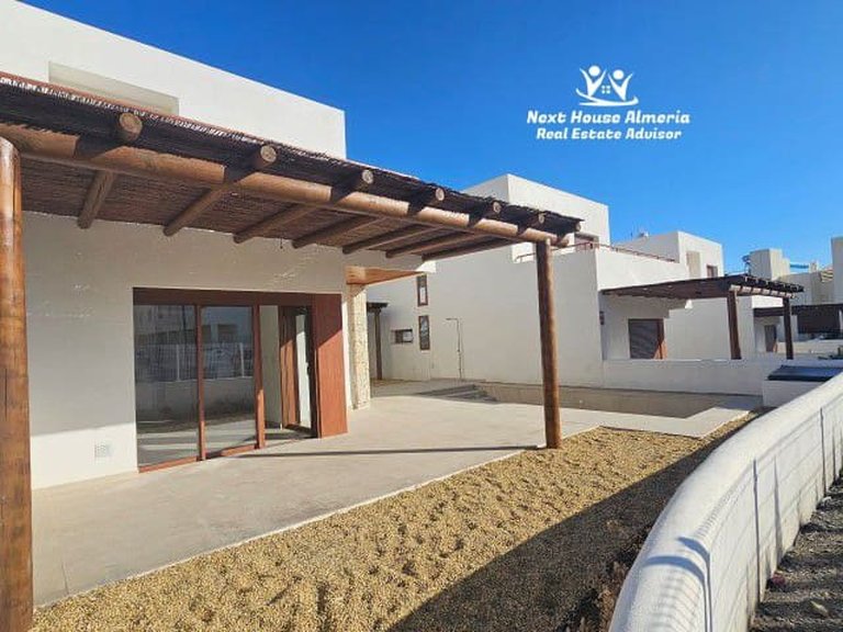Villa for Sale in El Pozo Del Esparto, Almeria 9