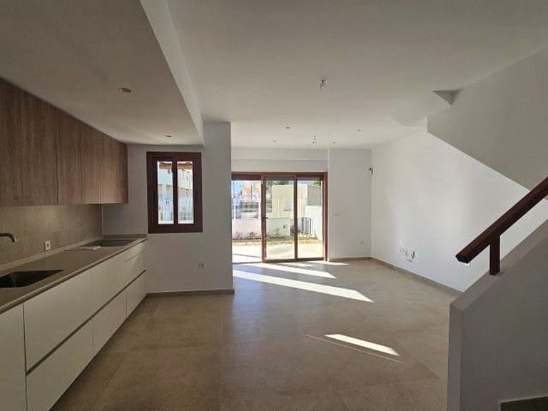 Villa for Sale in El Pozo Del Esparto, Almeria 16
