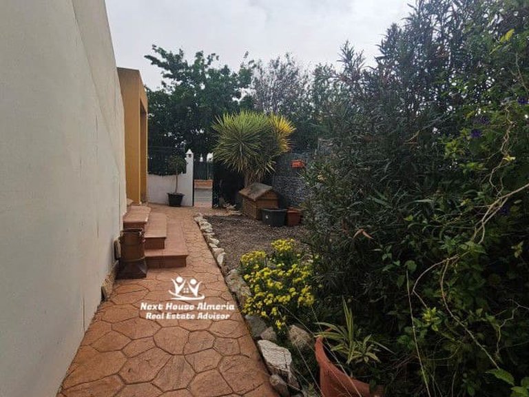 Villa for Sale in La Alfoquia, Almeria 38