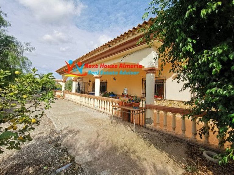 Country House for Sale in Los Gallardos, Almeria 3
