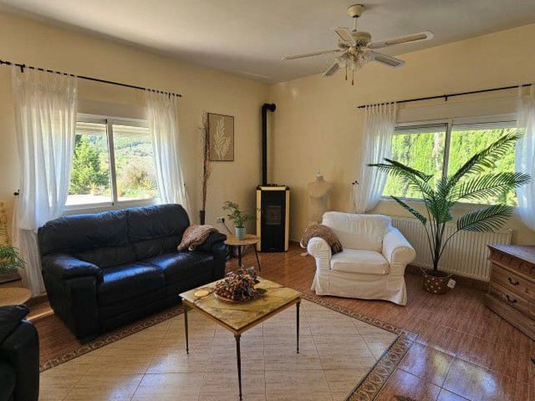 Country House for Sale in El Margen, Almeria 13