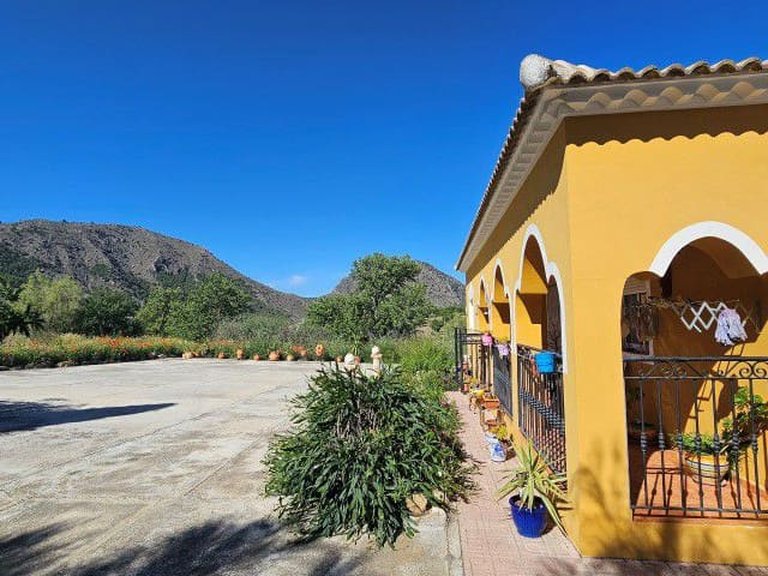 Country House for Sale in El Margen, Almeria 5