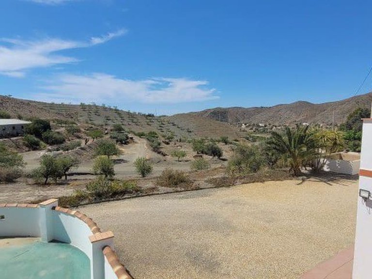 Country House for Sale in Taberno, Almeria 8
