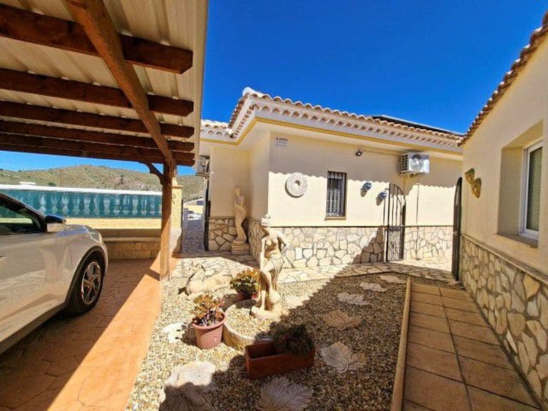 Villa for Sale in Los Huevanillas, Almeria 8