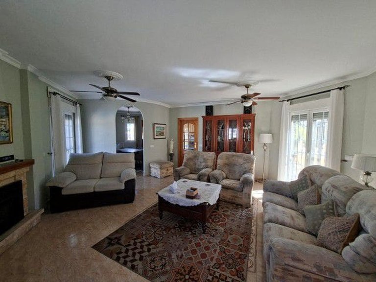 Villa for Sale in Los Huevanillas, Almeria 11