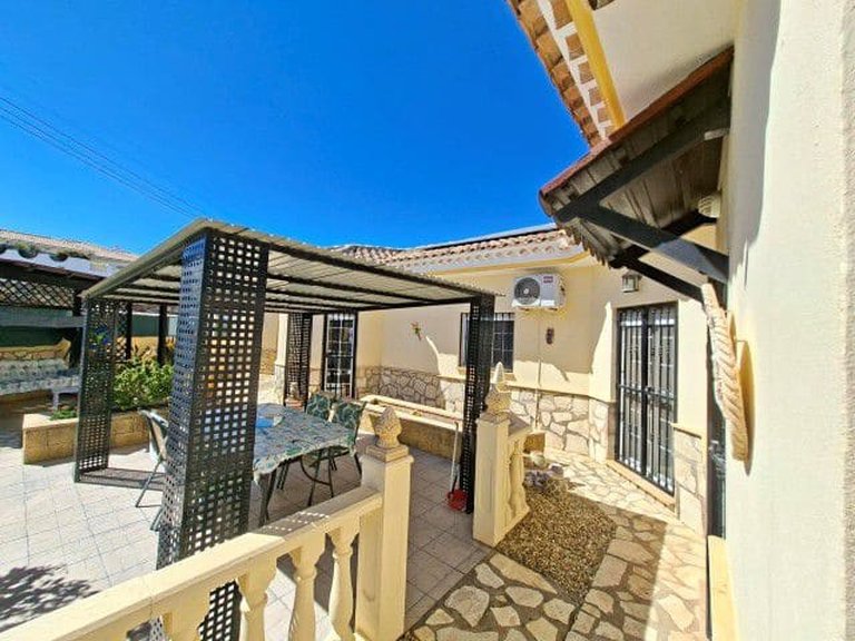 Villa for Sale in Los Huevanillas, Almeria 35