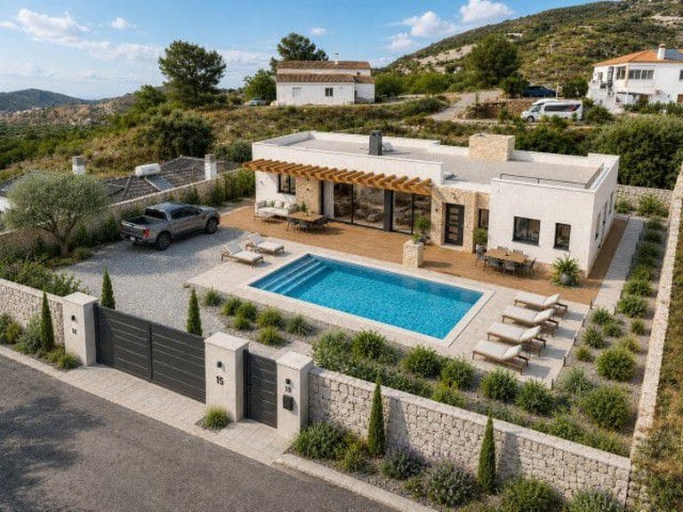Villa for Sale in Los Huevanillas, Almeria 1