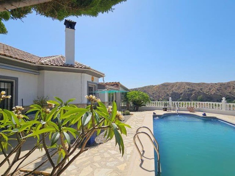 Villa for Sale in Arboleas, Almeria 4