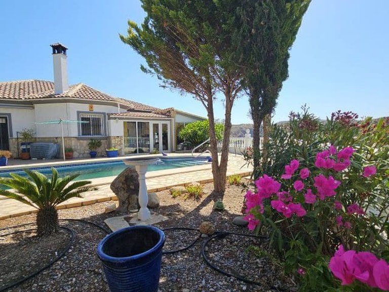 Villa for Sale in Arboleas, Almeria 17