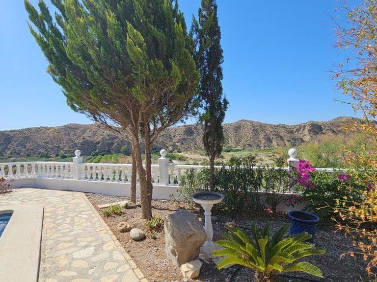 Villa for Sale in Arboleas, Almeria 58