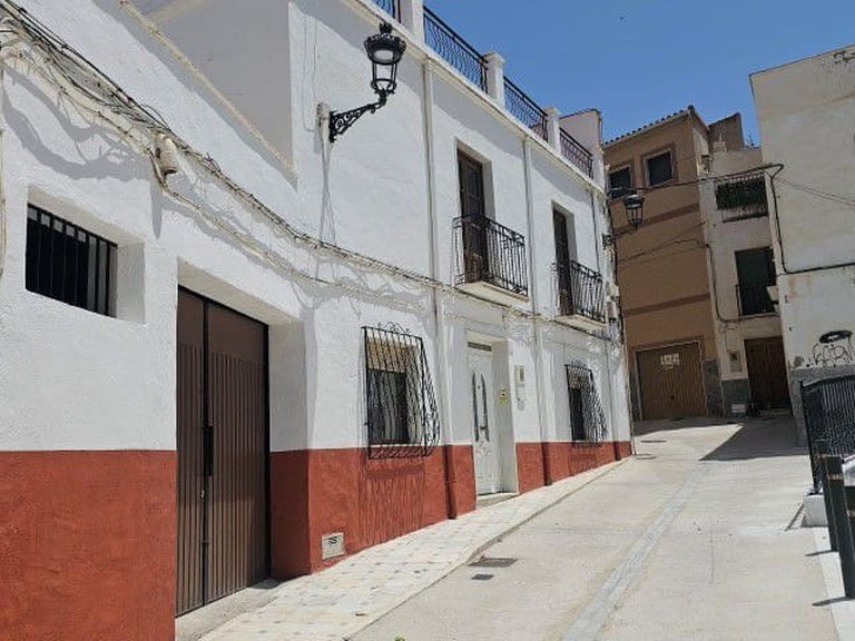 Town House for Sale in Macael, Almeria 2