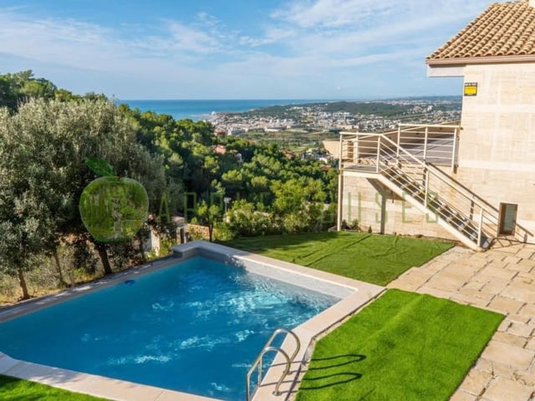 Villa for Sale in Sitges Barcelona 5