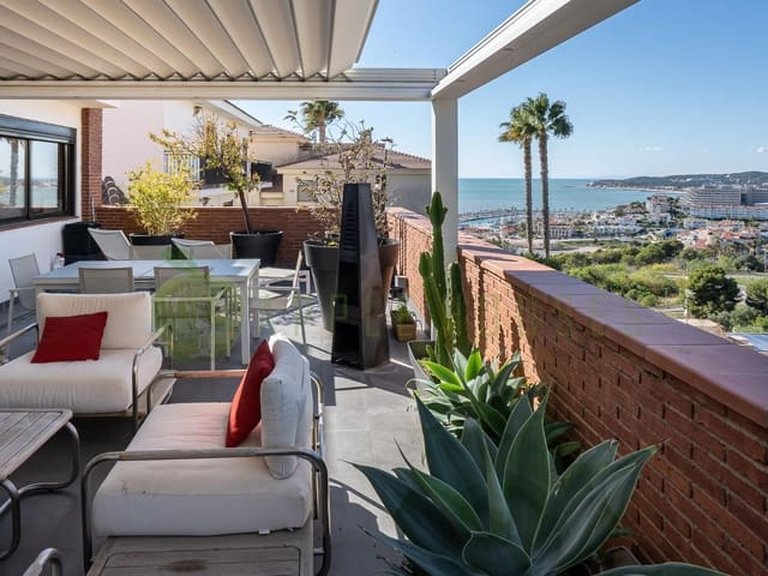 Villa for Sale in Sitges Barcelona 3