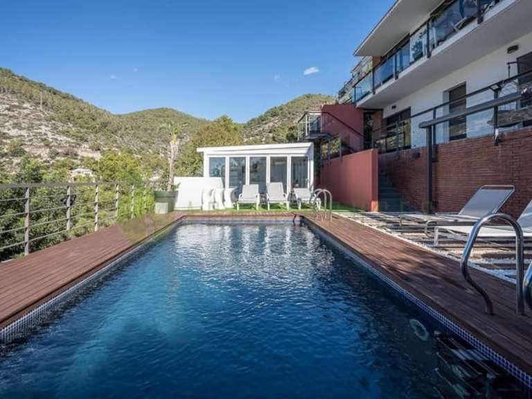 Villa for Sale in Sitges Barcelona 38