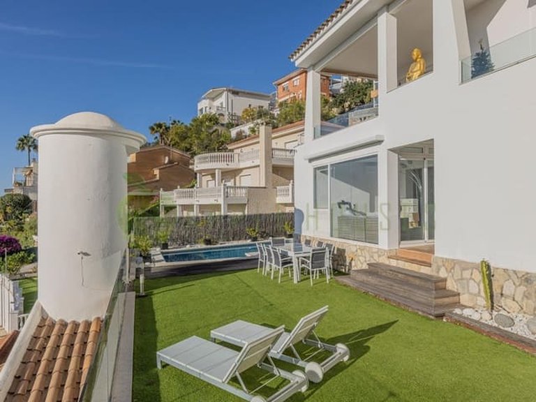 Villa for Sale in Sitges Barcelona 37