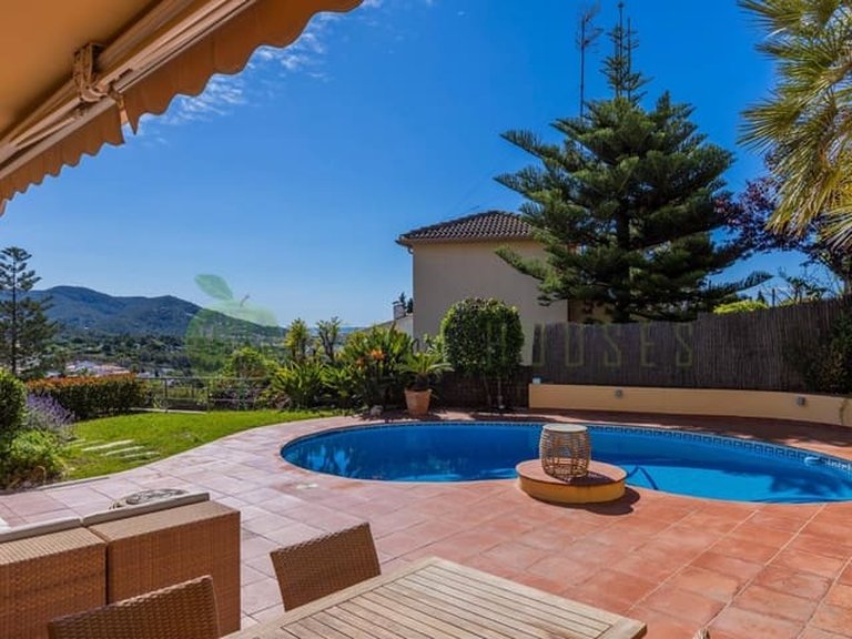Villa for Sale in Sitges Barcelona 4