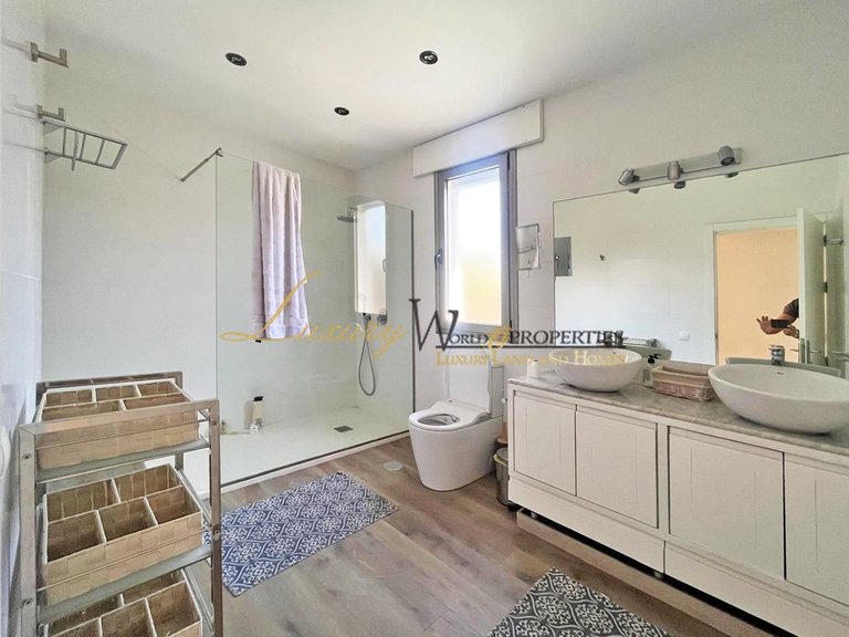 Villa for Sale in Playa De La Arena, Tenerife, España 24