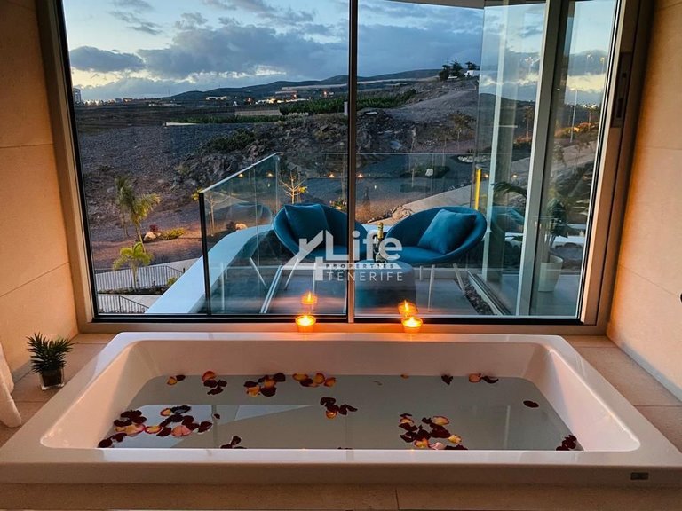 Villa for Sale in Costa Adeje, Adeje 23