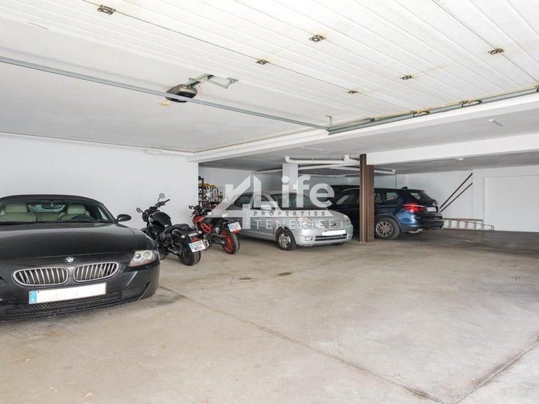Villa for Sale in Costa Adeje, Adeje 41