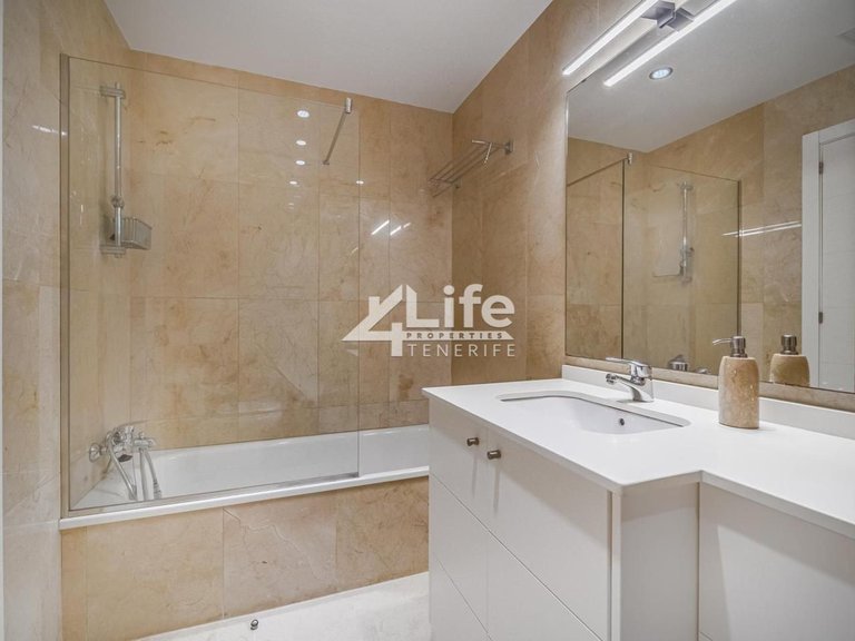 Apartment for Sale in Adeje, Tenerife 19