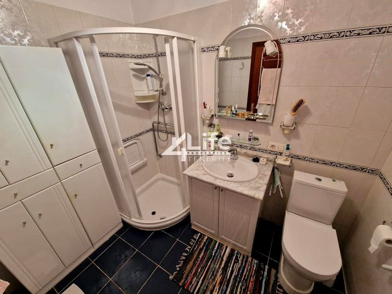 Apartment for Sale in Los Cristianos, Tenerife 8