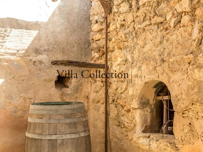 Villa for Sale in Sant Josep De Sa Talaia, Balearic Islands 47