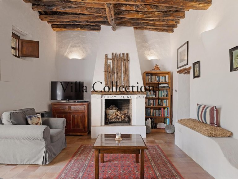 Villa for Sale in Sant Josep De Sa Talaia, Balearic Islands 40