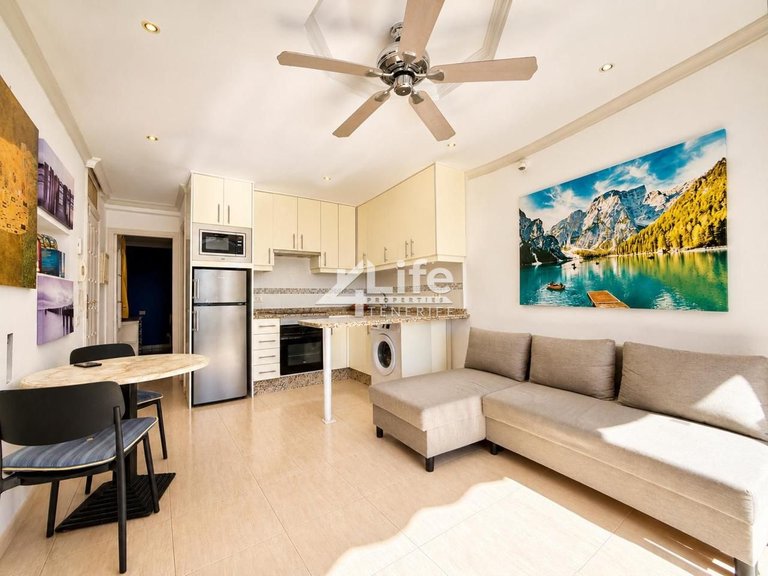 Apartment for Sale in Acantilados De Los Gigantes, Tenerife 12