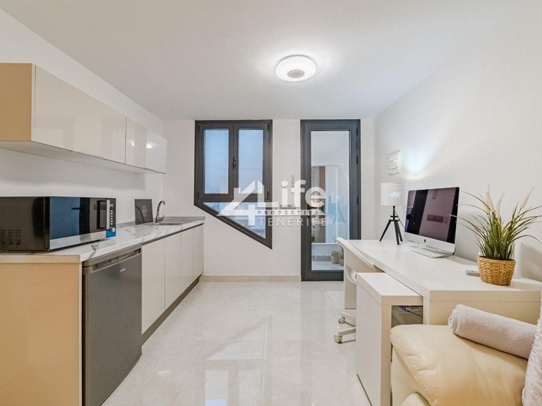 Villa for Sale in Costa Adeje, Adeje 10