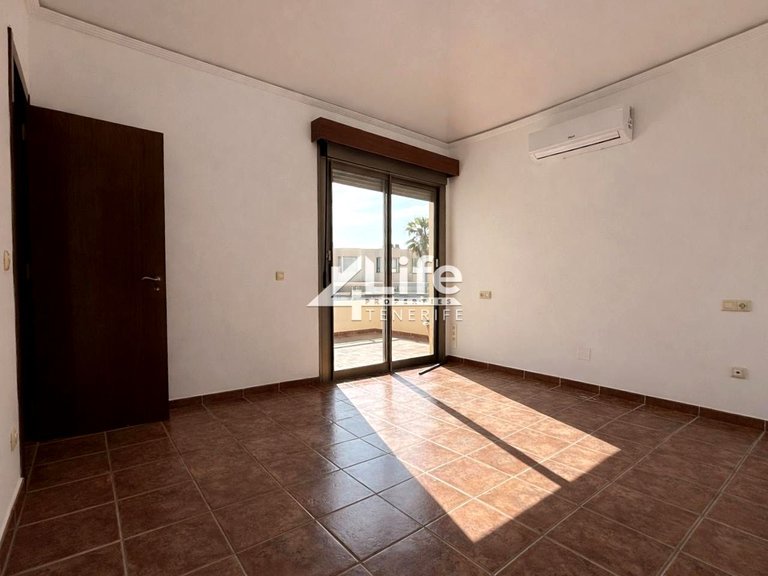 Villa for Sale in Granadilla De Abona, Tenerife 15