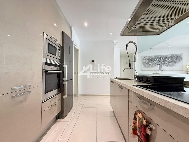 Apartment for Rent in Palm-mar, Tenerife 9