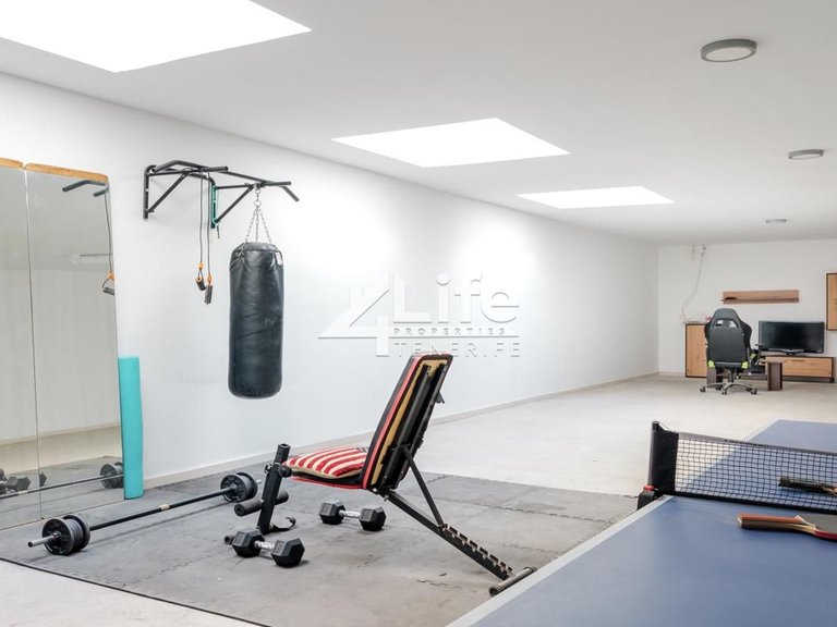 Villa for Sale in Costa Adeje, Adeje 38