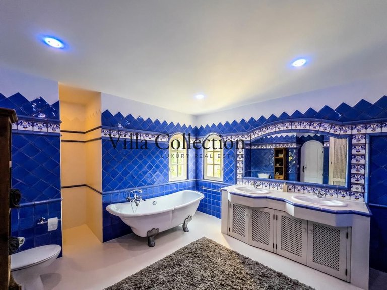 Villa for Sale in Santa Eulalia Del Rio, Balearic Islands 16