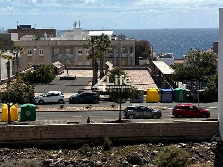 Apartment for Sale in Los Abrigos, Tenerife 22