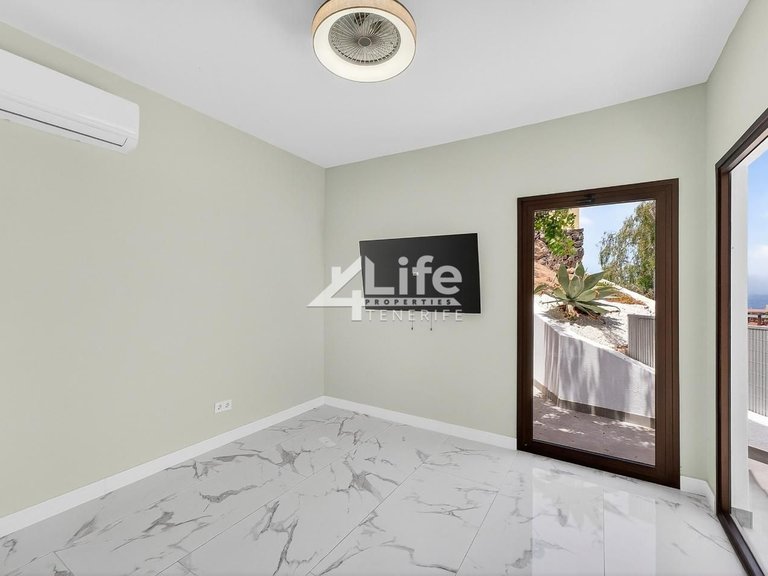 Apartment for Sale in Costa Adeje, Adeje 2