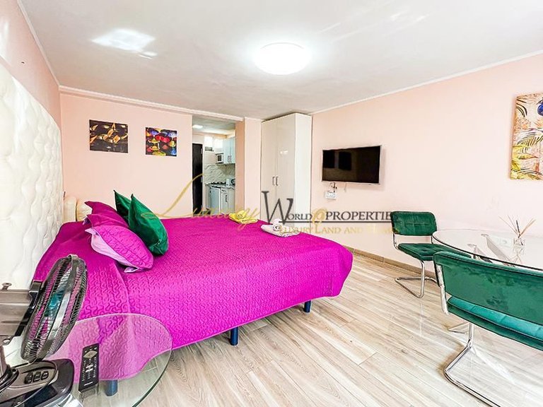 Apartment for Sale in Playa De Las Americas, Tenerife, España 10