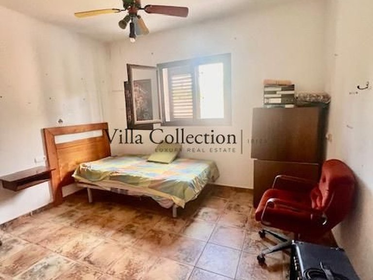 Villa for Sale in San Jorge De Ses Salines, Balearic Islands 12