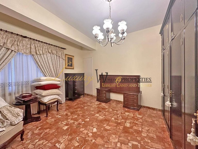 Villa for Sale in Guia De Isora, Tenerife, España 13