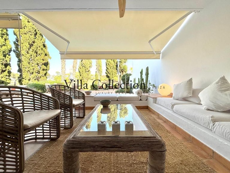 Villa for Rent in Santa Eulalia Del Rio, Islas Balerares 32