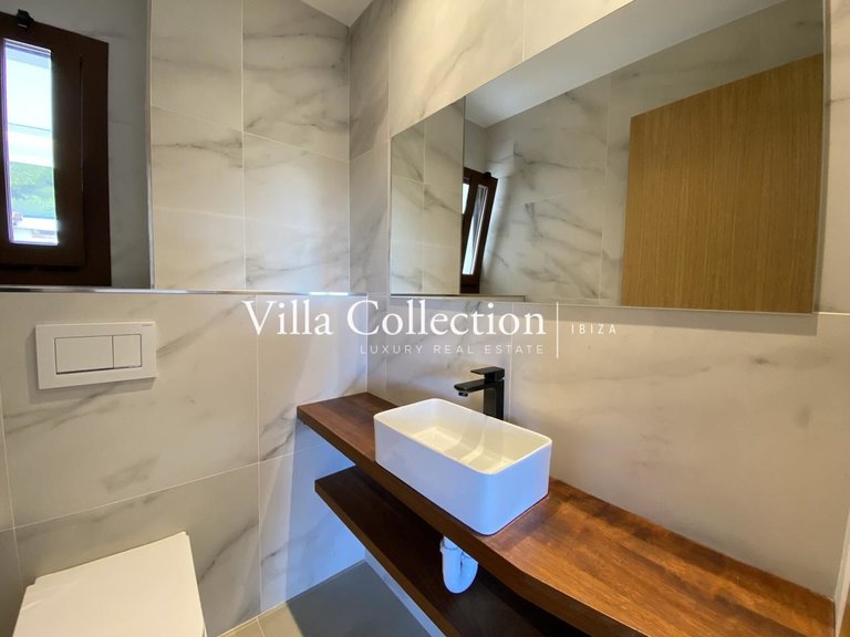 Villa for Sale in Sant Josep, Balearic Islands 19