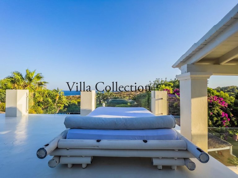 Villa for Sale in Santa Eulalia Del Rio, Balearic Islands 18