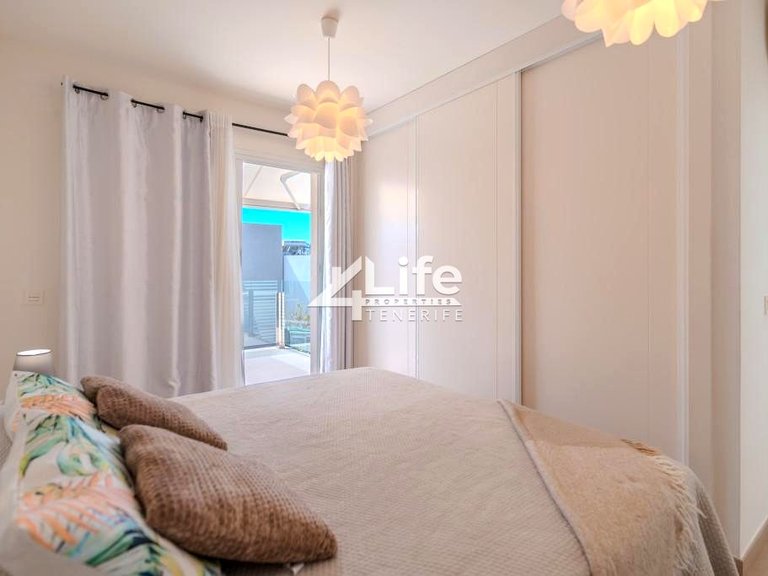 Villa for Sale in Playa Paraiso, Adeje 24