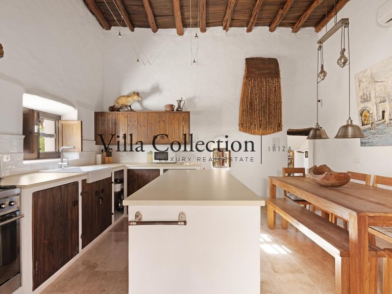 Villa for Sale in Sant Josep De Sa Talaia, Balearic Islands 42