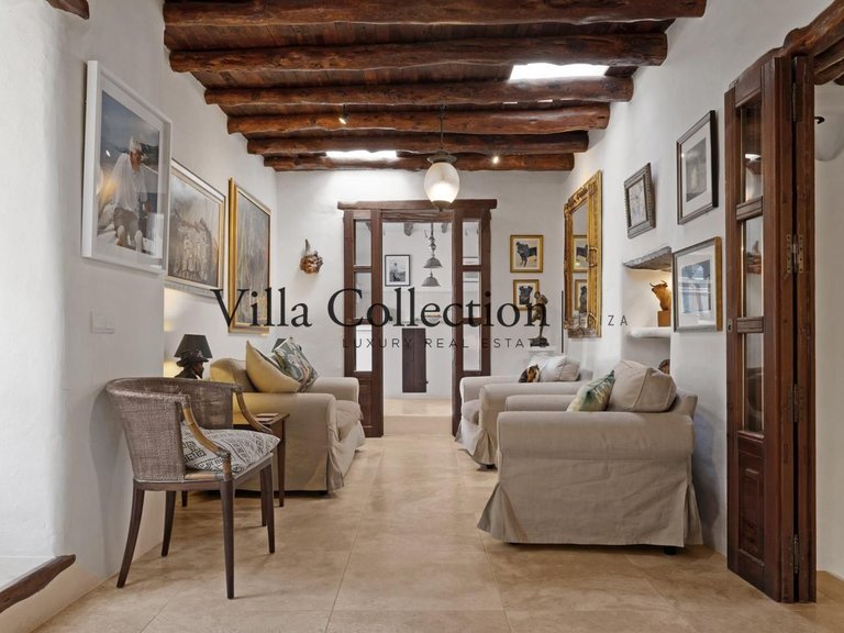 Villa for Sale in Sant Josep De Sa Talaia, Balearic Islands 17