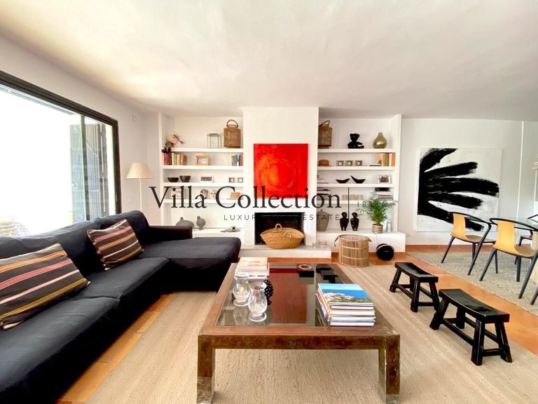 Villa for Rent in Santa Eulalia Del Rio, Islas Balerares 6