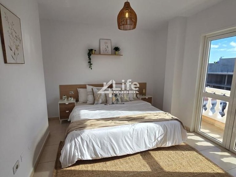 Apartment for Sale in Los Abrigos, Tenerife 15
