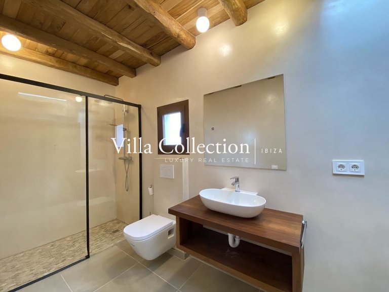 Villa for Sale in Sant Josep, Balearic Islands 18