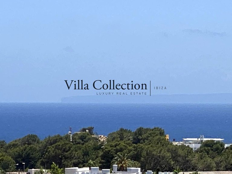 Villa for Weekly Rent in Cap Martinet, Balearic Islands 26
